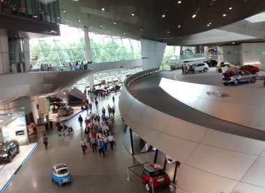 BB : Munich one day - BMW Plant & city tour