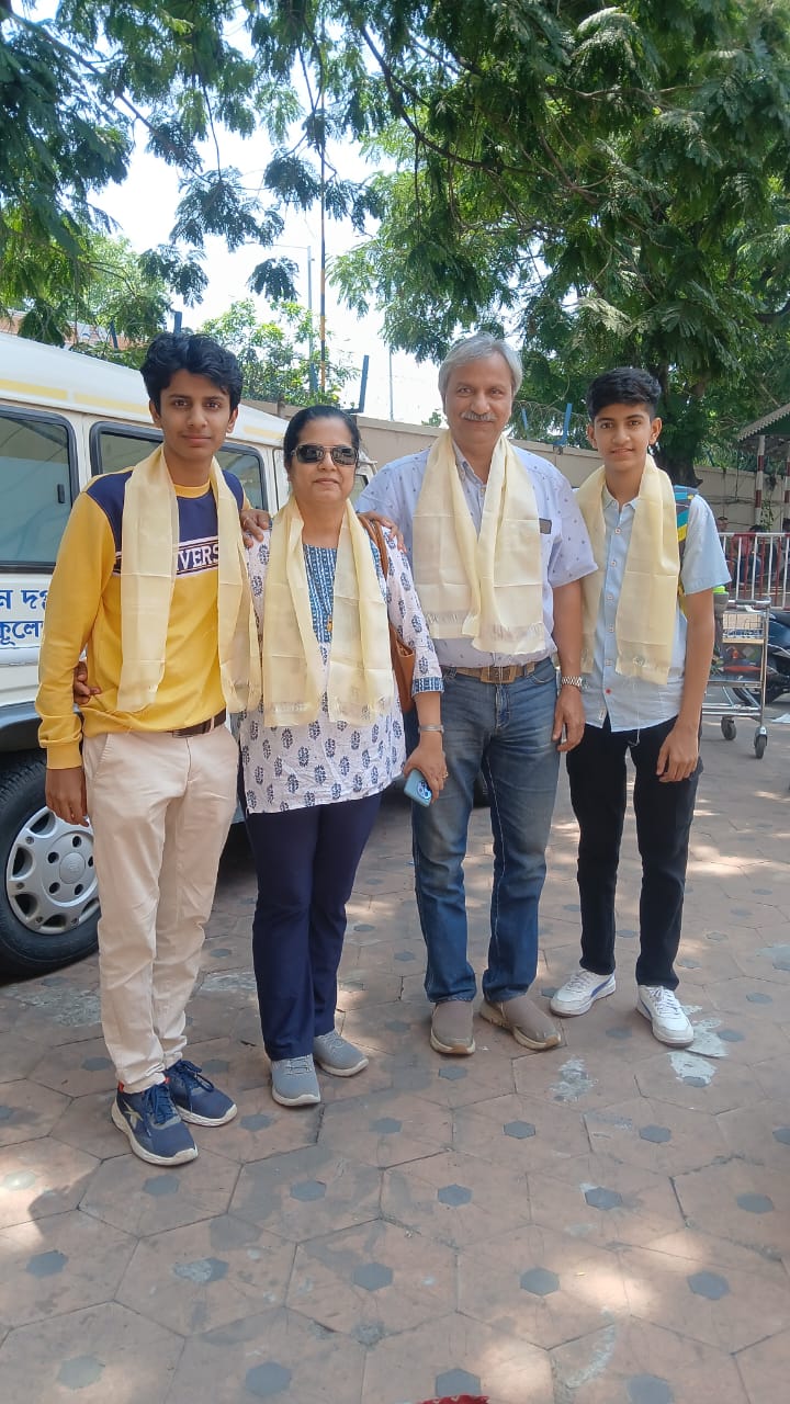 Arrival Day photo